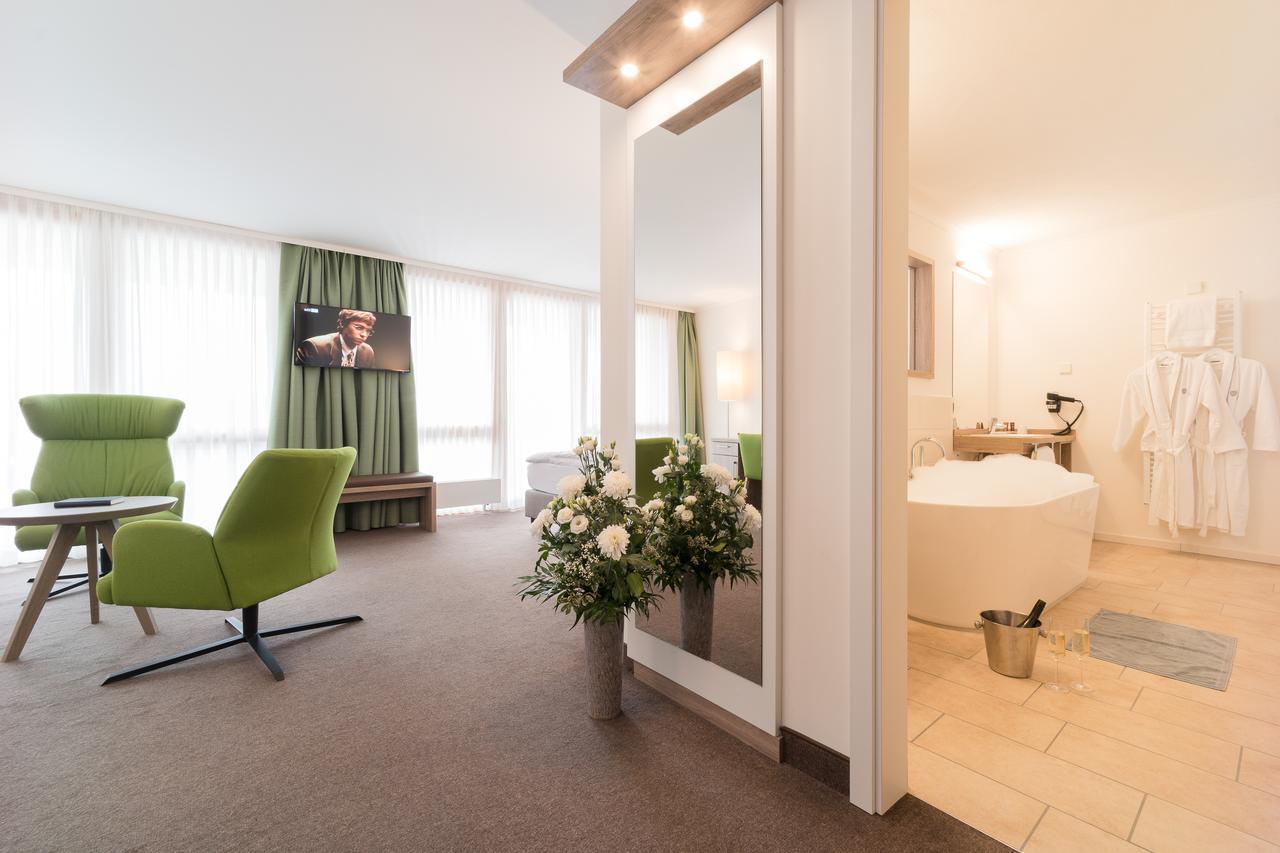 Siebenquell Gesundzeitresort Weißenstadt エクステリア 写真